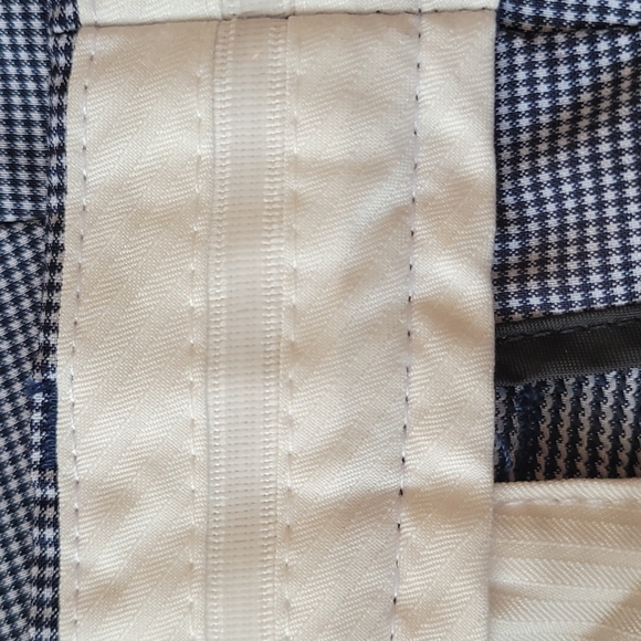 Greg Norman Classic Shorts Size 36 Blue and White - Picture 7 of 7